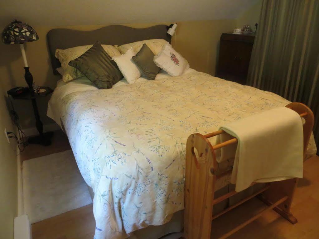 Tea Cozy Bed & Breakfast クアリカム・ビーチ エクステリア 写真